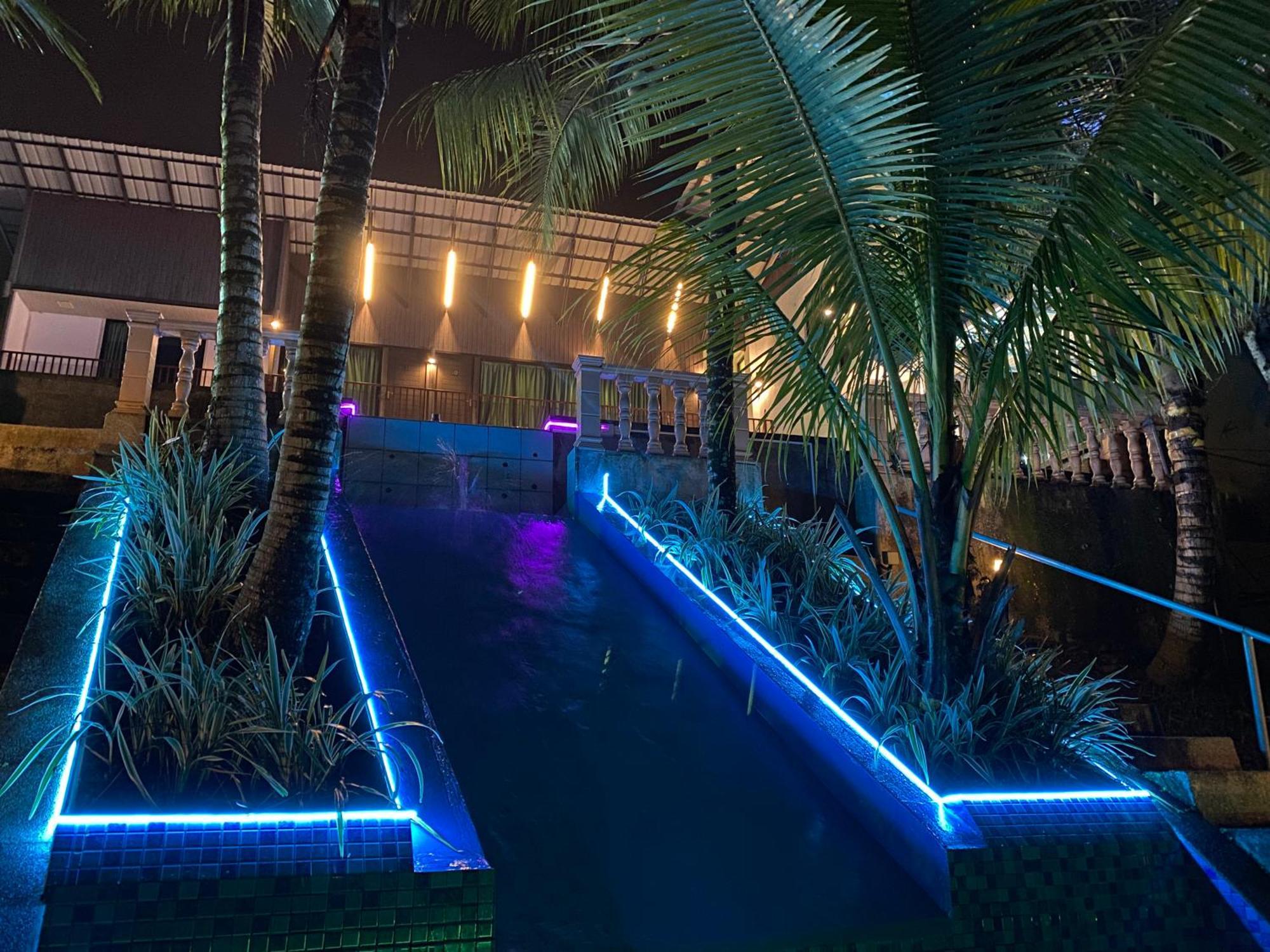 Santai De Lui Resorts Kampong Masjid  エクステリア 写真